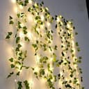 Árvore de Natal Artificial com Luzes de Fadas e Videira - R$10,10 — miniatura