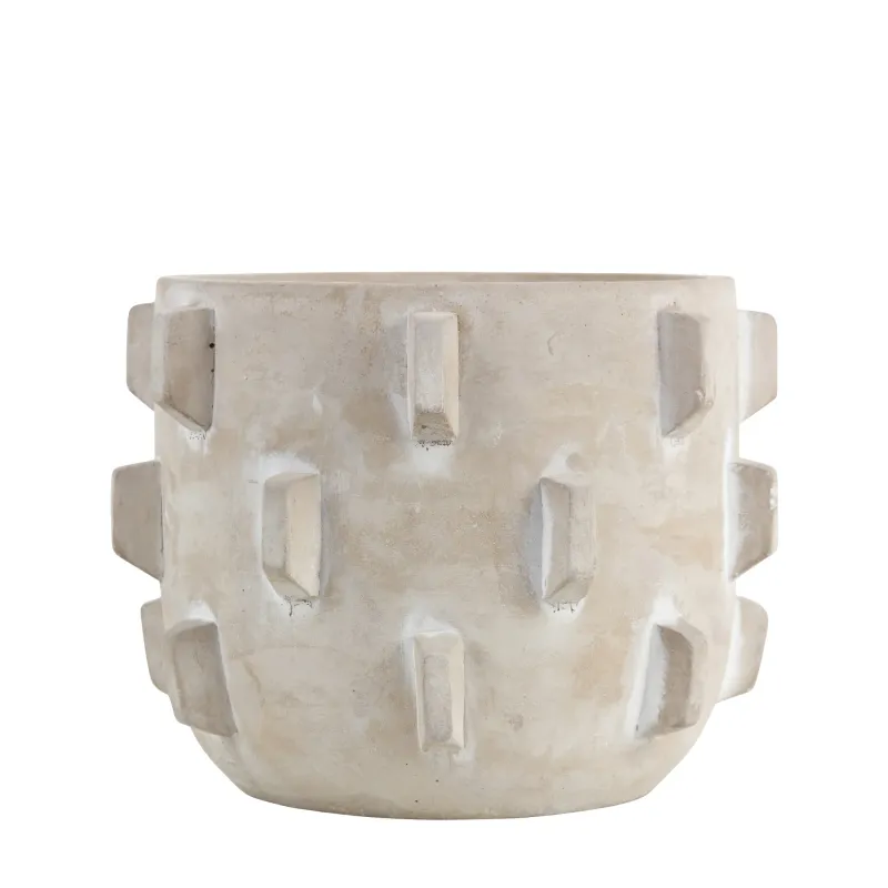 25% OFF em BETON CLIMB CACHEPO 15 CM