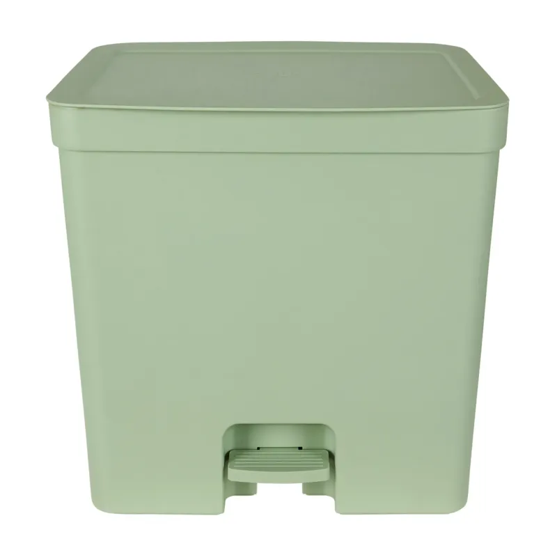 28% OFF em TRIUM LIXEIRA C/PEDAL 20 L