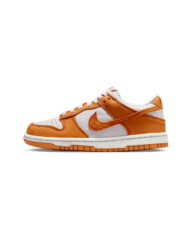 TENIS NIKE DUNK LOW SE GS INFANTIL